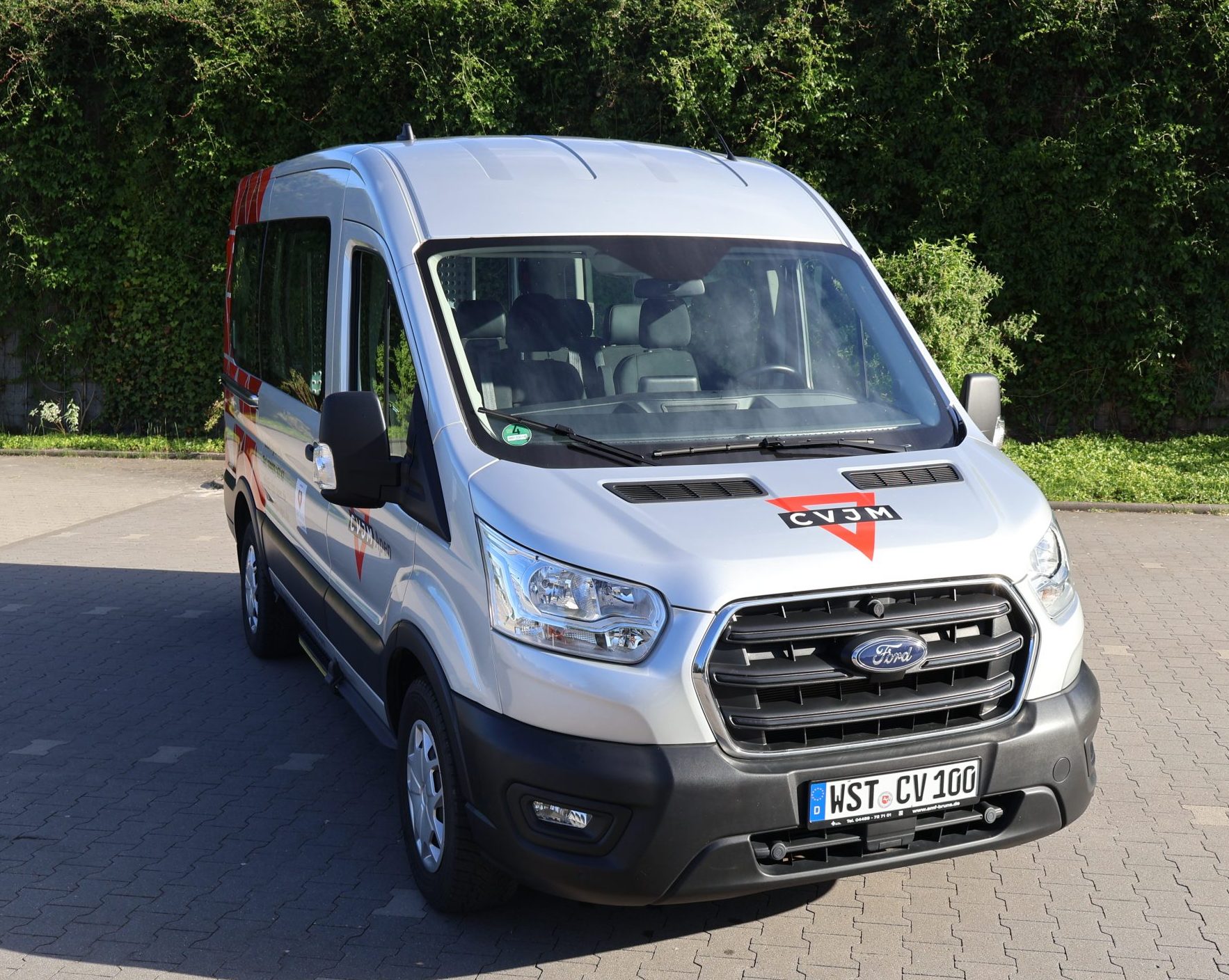 Ford Transit Außenansicht Seite