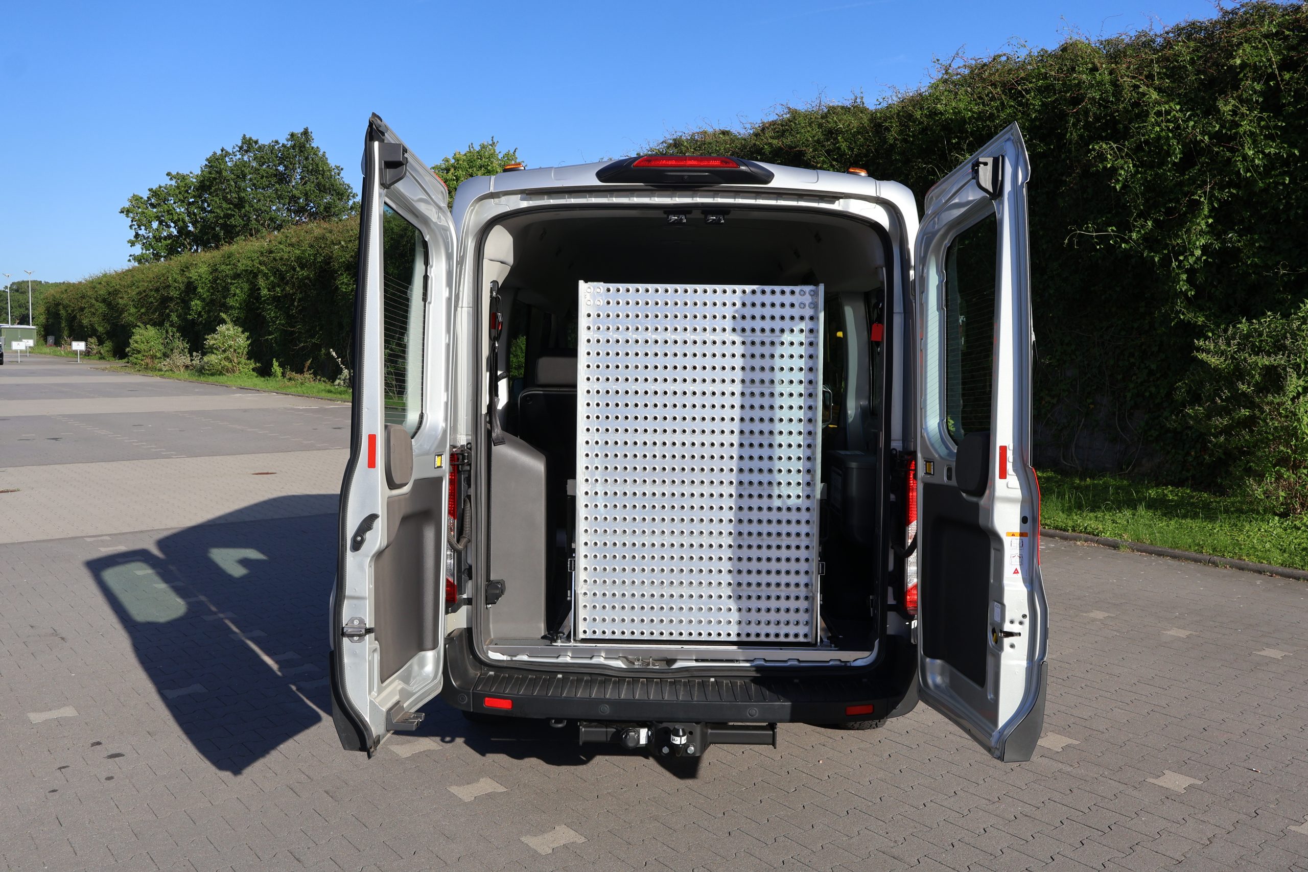 Weitere Ansicht des Ford Transit